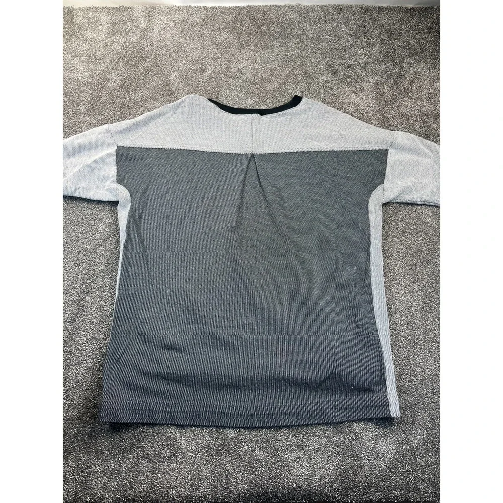 Nike Shirt Womens XL Rally Short Sleeve Crewneck‎ Red Label Pullover Black Gray
